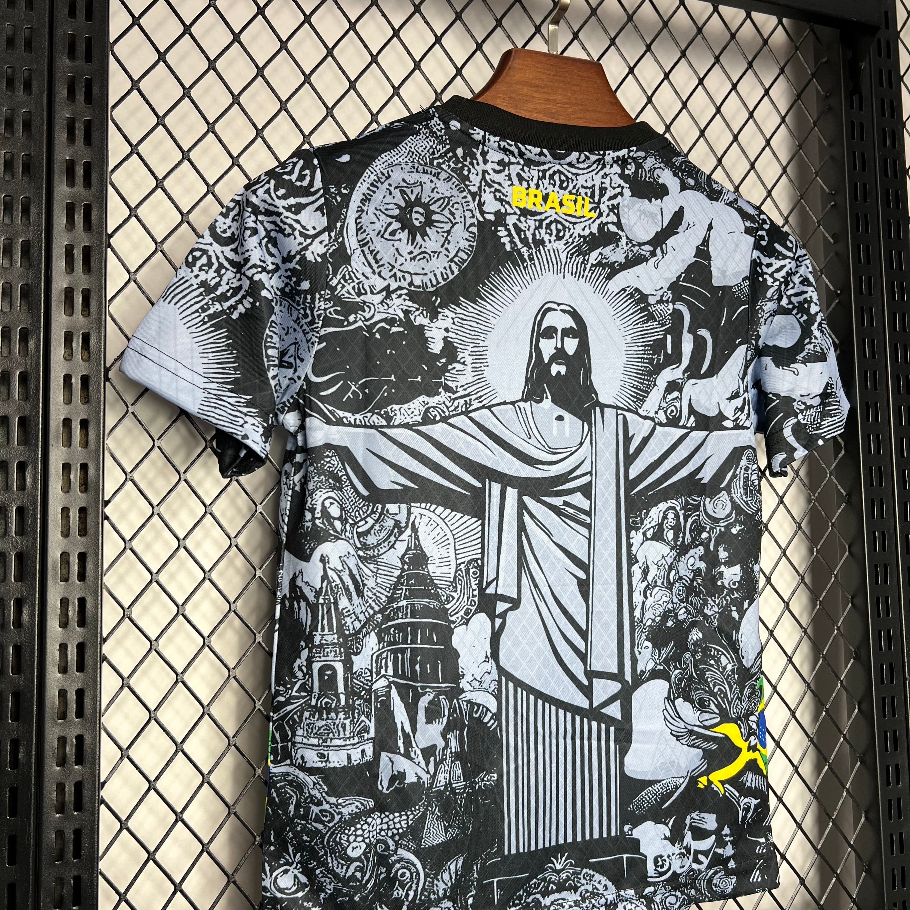 Brazil X Jesus Christ  the redeemer 24-25 Kids set  Special Edition